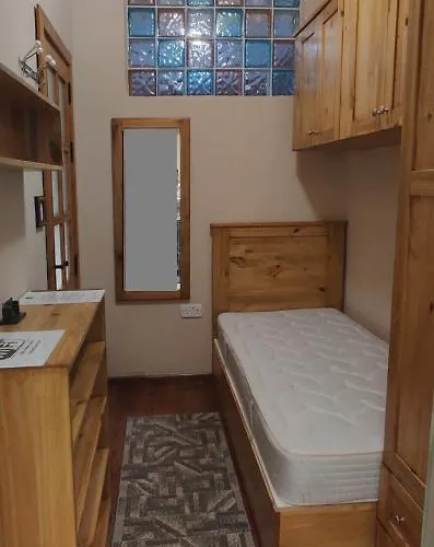 홈스테이 Nocturne Family House 파올라