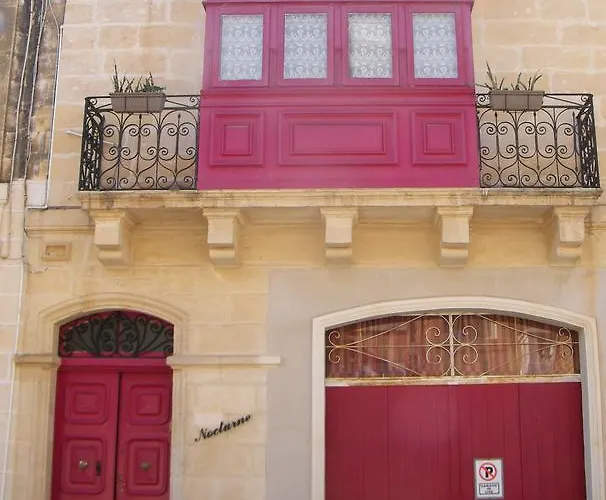 Nocturne Family House 홈스테이 *