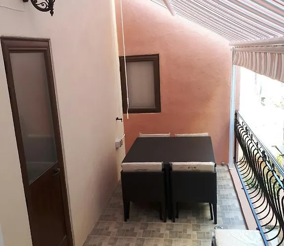 Nocturne Family House 홈스테이 *