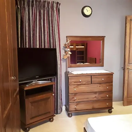 Nocturne Family House